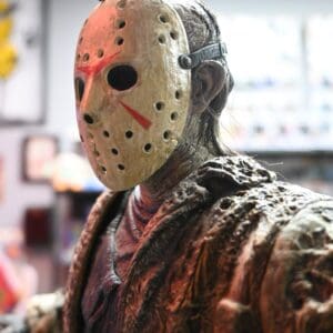 Jason Voorhees statue Cryptic Collectibles 2