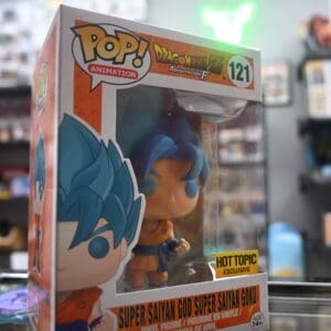 Funko Pop! – Super Saiyan God Super Saiyan Goku #121 (Hot Topic)